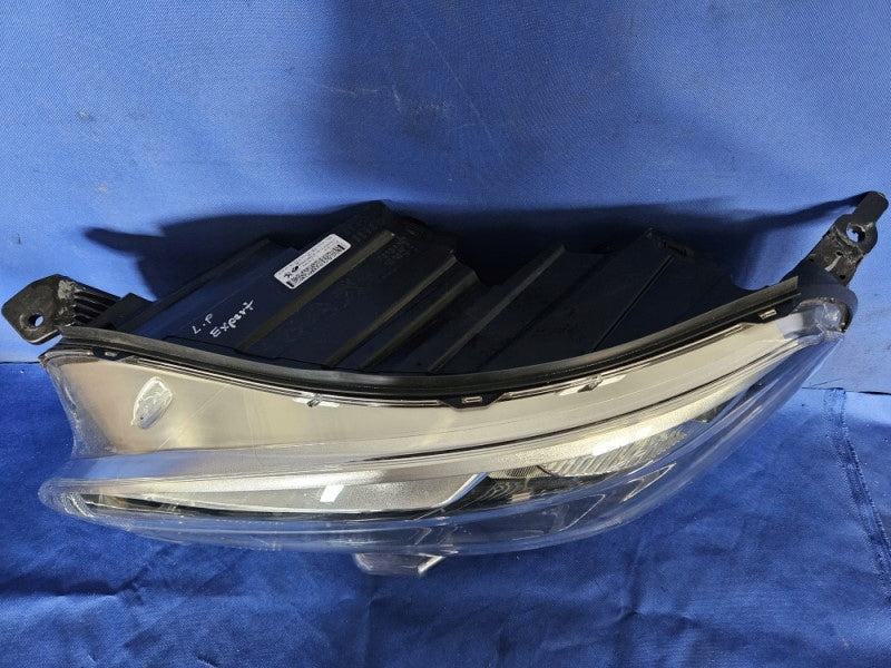 Frontscheinwerfer Peugeot Expert 9808572680 Links Scheinwerfer Headlight SCH9773321393ve