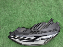 Laden Sie das Bild in den Galerie-Viewer, Frontscheinwerfer Audi A4 B9 8W0941035E Links Scheinwerfer Headlight SCH5461636791dn