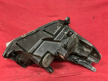 Laden Sie das Bild in den Galerie-Viewer, Frontscheinwerfer Opel Astra H 13239288LH Links Scheinwerfer Headlight SCH8406047525pg