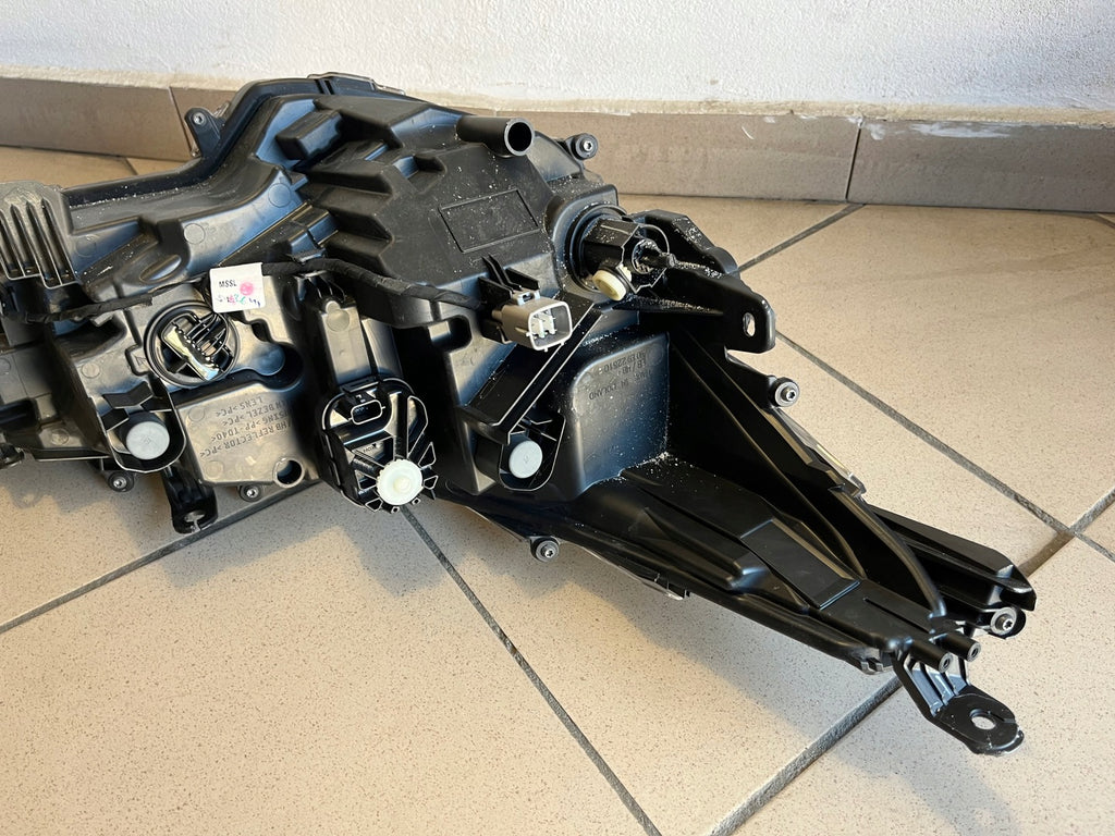 Frontscheinwerfer Toyota Corolla 81150-02S60 Links Scheinwerfer Headlight