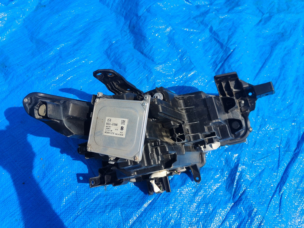 Frontscheinwerfer Mazda III BCJH-51040 LED Links Scheinwerfer Headlight