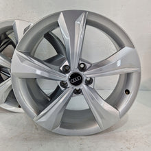Laden Sie das Bild in den Galerie-Viewer, 4x Alufelge 19 Zoll 7.0" 5x112 34ET Glanz Silber 80A6010252K Audi Rim Wheel FEL8290171531xf