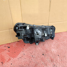 Laden Sie das Bild in den Galerie-Viewer, Frontscheinwerfer BMW 5A5BD44 5A5BD43 Full LED Ein Stück (Rechts oder Links) SCH5613528620ep