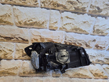 Laden Sie das Bild in den Galerie-Viewer, Frontscheinwerfer Mercedes-Benz W176 A1769068900 Links Scheinwerfer Headlight SCH8354636347pm