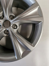 Load image into Gallery viewer, 1x Alufelge 17 Zoll 7.5&quot; 5x112 46ET Glanz Silber 5FA601025C Seat Leon Rim Wheel