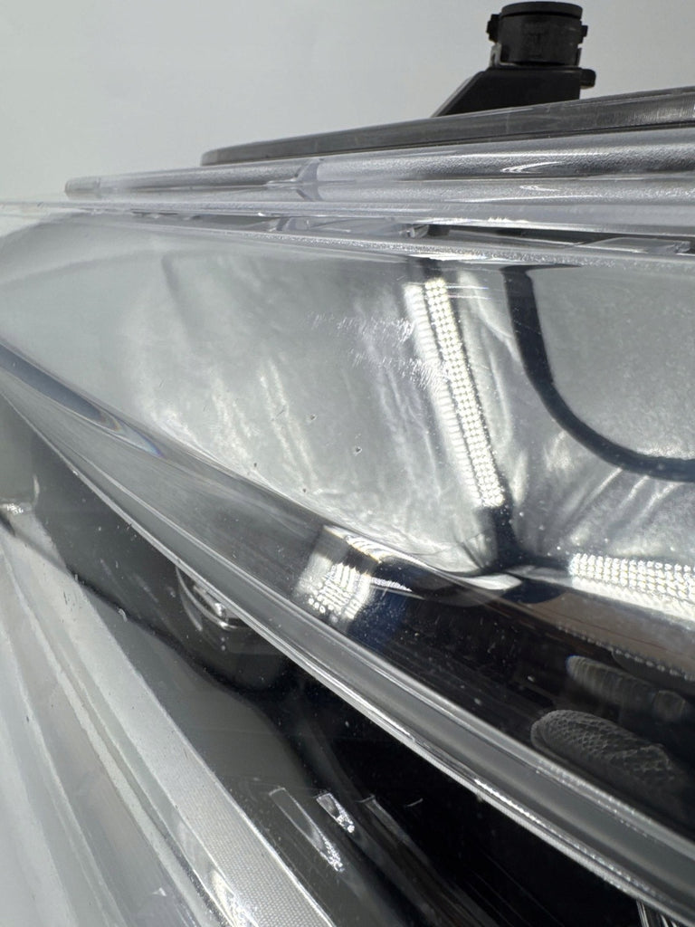 Frontscheinwerfer VW Crafter 7C1941036B Ein Stück (Rechts oder Links) Headlight SCH7359966773ow