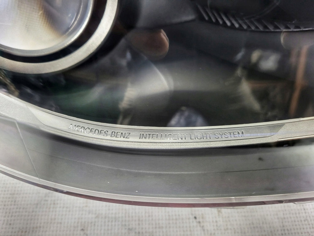 Frontscheinwerfer Mercedes-Benz W246 A2468207861 Xenon Ein Satz Headlight SCH1410197687ck
