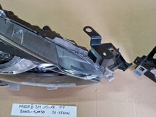 Load image into Gallery viewer, Frontscheinwerfer Mazda 3 BHN3-51030 BHN3-51040 Xenon Rechts oder Links