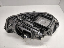 Laden Sie das Bild in den Galerie-Viewer, Frontscheinwerfer Mercedes-Benz W177 A1779063705 Links Scheinwerfer Headlight SCH8494671973nk