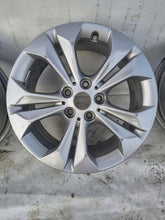 Laden Sie das Bild in den Galerie-Viewer, 4x Alufelge 17 Zoll 7.5" 5x120 52ET 6856065 BMW F39 F48 Rim Wheel FEL5872182207yy