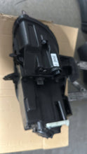 Laden Sie das Bild in den Galerie-Viewer, Frontscheinwerfer Hyundai Kona J9921-63020 LED Rechts Scheinwerfer Headlight