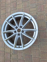 Load image into Gallery viewer, 1x Alufelge 18 Zoll 7.0" 5x112 22ET Glanz Silber 6880047 BMW X3 G01 G02 FEL7725055050ra