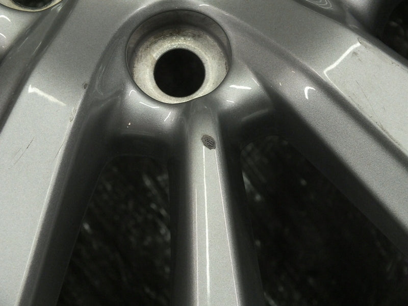 1x Alufelge 16 Zoll 6.5" 5x114.3 45ET Glanz Silber Toyota Rim Wheel