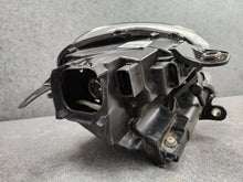 Laden Sie das Bild in den Galerie-Viewer, Frontscheinwerfer Mini Countryman R60 R61 980103908SCZ Xenon Links Headlight SCH4414087483pw