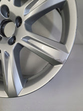 Laden Sie das Bild in den Galerie-Viewer, 1x Alufelge 17 Zoll 8.0&quot; 5x108 31362838 Volvo Rim Wheel