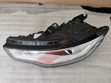 Load image into Gallery viewer, Frontscheinwerfer Audi A6 C7 4G0941005C Xenon Ein Stück (Rechts oder Links) SCH6388215401or