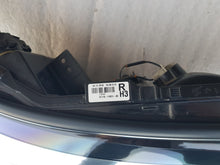 Laden Sie das Bild in den Galerie-Viewer, Frontscheinwerfer Toyota Chr 81110-F4031-00 LED FALSE Scheinwerfer Headlight SCH4153280225zs