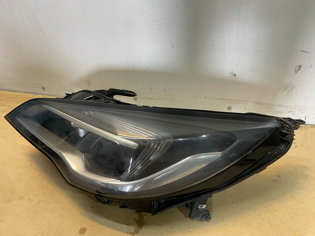 Frontscheinwerfer Opel Astra LED Links Scheinwerfer Headlight