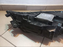 Load image into Gallery viewer, Frontscheinwerfer Skoda Octavia III 5E1941015F Links Scheinwerfer Headlight SCH3251468113xh