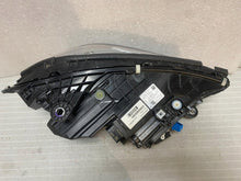 Laden Sie das Bild in den Galerie-Viewer, Frontscheinwerfer Mercedes-Benz W206 A2069065304 LED Links Headlight SCH9586412093mj