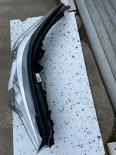 Laden Sie das Bild in den Galerie-Viewer, Frontscheinwerfer Toyota C-Hr Chr 81110-F4030 Rechts Scheinwerfer Headlight