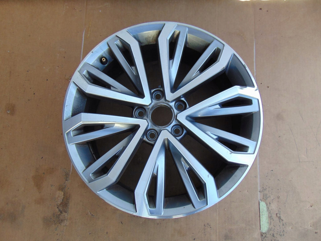 1x Alufelge 18 Zoll 7.0" 5x112 45ET Glanz Grau 2GA601025E Mg I Rim Wheel FEL1011067276ki