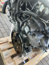 Load image into Gallery viewer, Motor Infiniti 370z Coupe Z34 VQ37HR 3.7 330PS 243kW 65TKm 2007 Benzin Komplett MOT1380660991cj