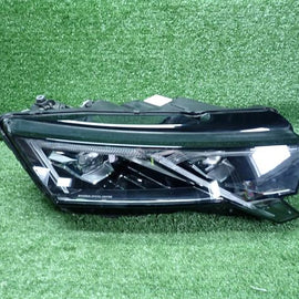 Frontscheinwerfer Skoda Octavia IV 5E4941036 Rechts Scheinwerfer Headlight SCH3105933916xd