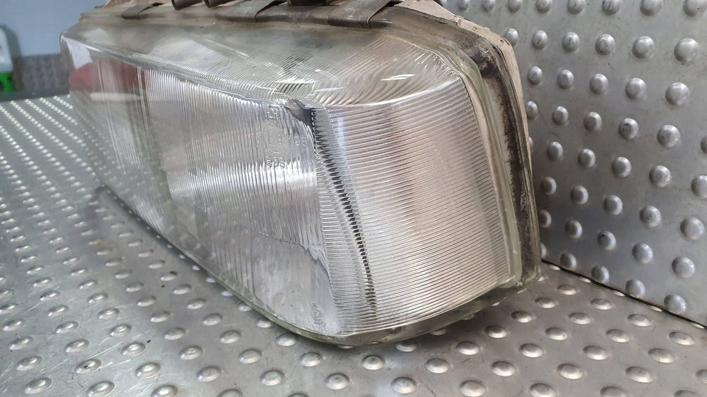 Frontscheinwerfer Audi 90 B2 AWU16799 Links Scheinwerfer Headlight