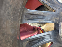 Laden Sie das Bild in den Galerie-Viewer, 1x Alufelge 18 Zoll 8.0" 5x112 44ET Matt 3V0601025AL VW I Rim Wheel FEL5008056702yz