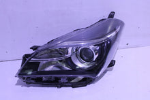 Load image into Gallery viewer, Frontscheinwerfer Toyota Yaris LED Links Scheinwerfer Headlight