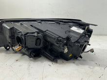 Load image into Gallery viewer, Frontscheinwerfer VW Touareg 7P1941752 Xenon Rechts Scheinwerfer Headlight SCH9865567832bh