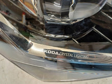 Laden Sie das Bild in den Galerie-Viewer, Frontscheinwerfer Skoda Superb III 3V1941016D Full LED Rechts Headlight