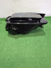 Laden Sie das Bild in den Galerie-Viewer, Frontscheinwerfer Audi E Tron 85H941039R 85H941040R Full LED Rechts Headlight SCH1657235898xo