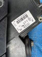 Load image into Gallery viewer, Frontscheinwerfer VW Passat 3C0941006Q Rechts Scheinwerfer Headlight SCH2776343771jt