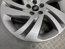 Laden Sie das Bild in den Galerie-Viewer, 1x Alufelge 18 Zoll K8D21007CA Jaguar Range Rover Evoque L538 Rim Wheel FEL7290420245pj