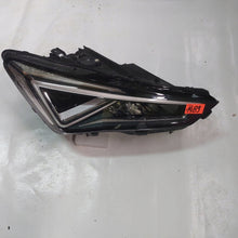 Laden Sie das Bild in den Galerie-Viewer, Frontscheinwerfer Seat Tarraco 5FJ941008 LED Rechts Scheinwerfer Headlight