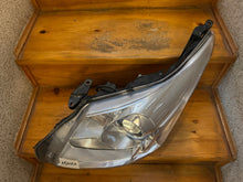 Laden Sie das Bild in den Galerie-Viewer, Frontscheinwerfer Toyota Avensis Links Scheinwerfer Headlight SCH2002165490ab