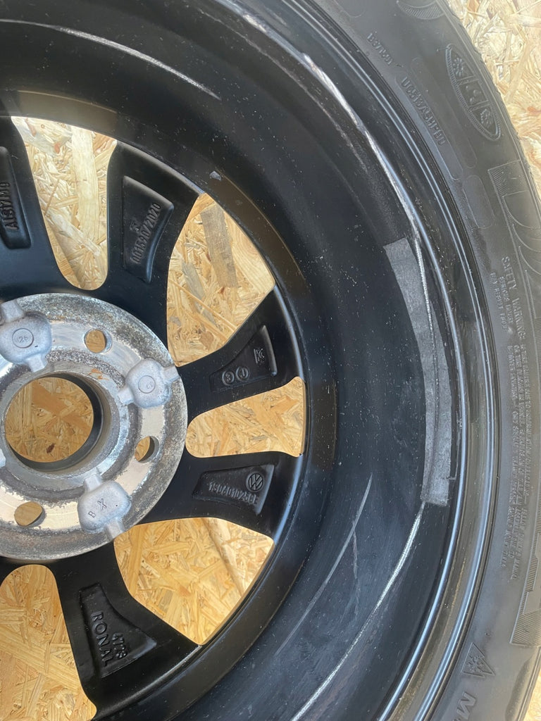 1x Alufelge 15 Zoll 5.5" 4x100 41ET 1S0601025CE VW Up Rim Wheel FEL2028743977sn