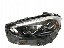 Laden Sie das Bild in den Galerie-Viewer, Frontscheinwerfer Mercedes-Benz A2069063903 Links Scheinwerfer Headlight SCH9609120523zi
