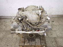 Laden Sie das Bild in den Galerie-Viewer, Motor Audi BSM 5.2 FSI Benzin Engine Unkomplett