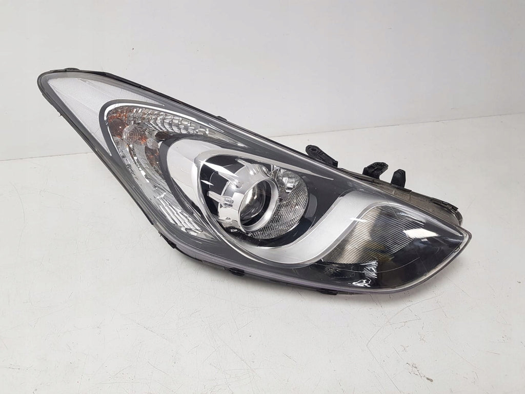 Frontscheinwerfer Hyundai I30 92102-A6060 Rechts Scheinwerfer Headlight SCH8872442835xw