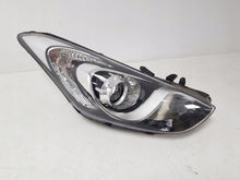 Laden Sie das Bild in den Galerie-Viewer, Frontscheinwerfer Hyundai I30 92102-A6060 Rechts Scheinwerfer Headlight SCH8872442835xw
