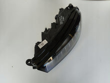 Laden Sie das Bild in den Galerie-Viewer, Frontscheinwerfer Skoda Fabia IV 6VB941015B Full LED Links Headlight SCH8980984070ep