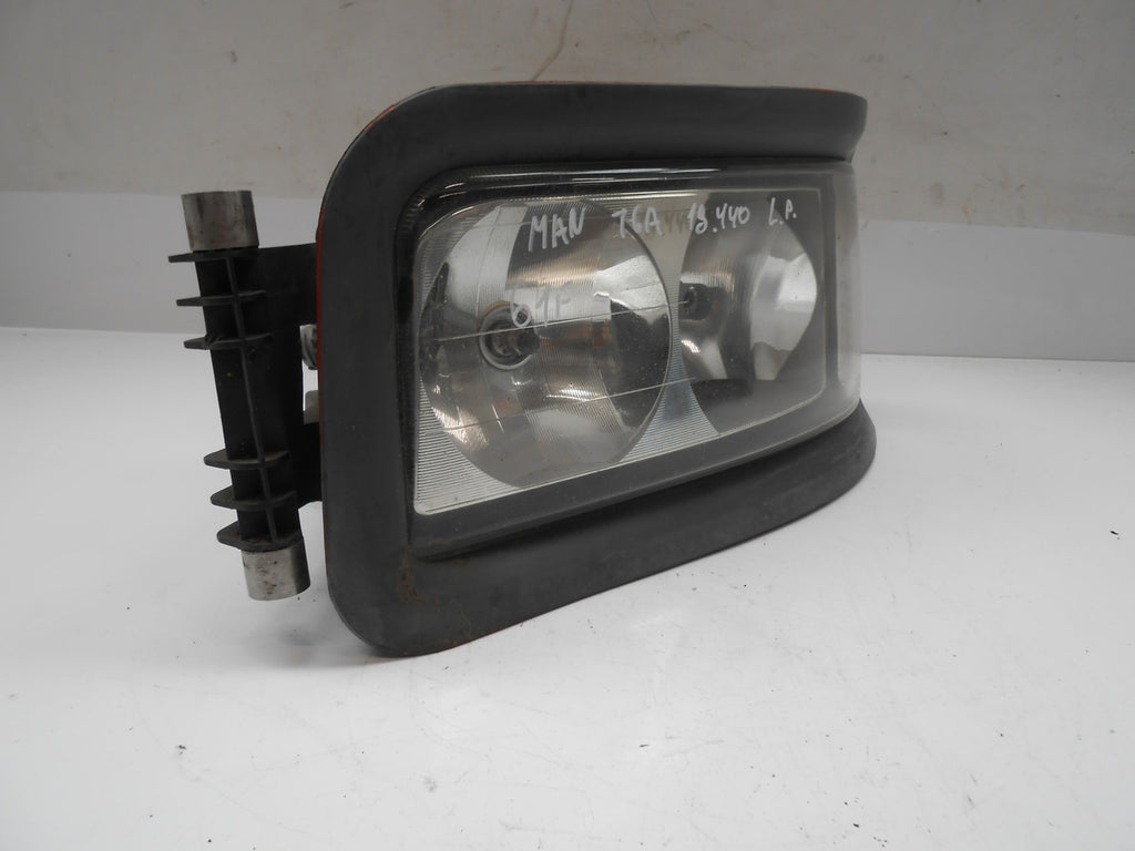 Frontscheinwerfer Man 5690130316 Ein Stück (Rechts oder Links) Headlight SCH7919780172bg
