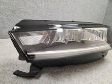 Load image into Gallery viewer, Frontscheinwerfer Skoda Octavia IV 5E4941015-SCZ LED Links Headlight SCH5937120004hk