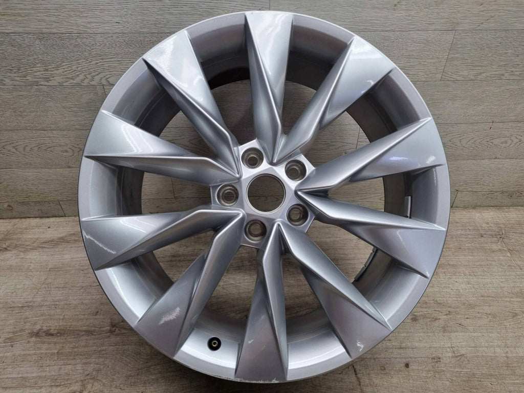 1x Alufelge 19 Zoll 8.0" 5x112 45ET Glanz Silber 5LA601025 Skoda Enyaq Iv FEL5176321931cz