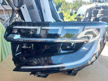 Laden Sie das Bild in den Galerie-Viewer, Frontscheinwerfer Renault 260606388R LED Links Scheinwerfer Headlight