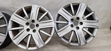 Laden Sie das Bild in den Galerie-Viewer, 1x Alufelge 17 Zoll 7.0&quot; 5x108 50ET Glanz Silber 8200367646 Renault Laguna 1