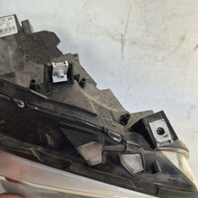 Load image into Gallery viewer, Frontscheinwerfer BMW 1 F21 F20 8739576 Full LED Rechts Scheinwerfer Headlight SCH7899027395as